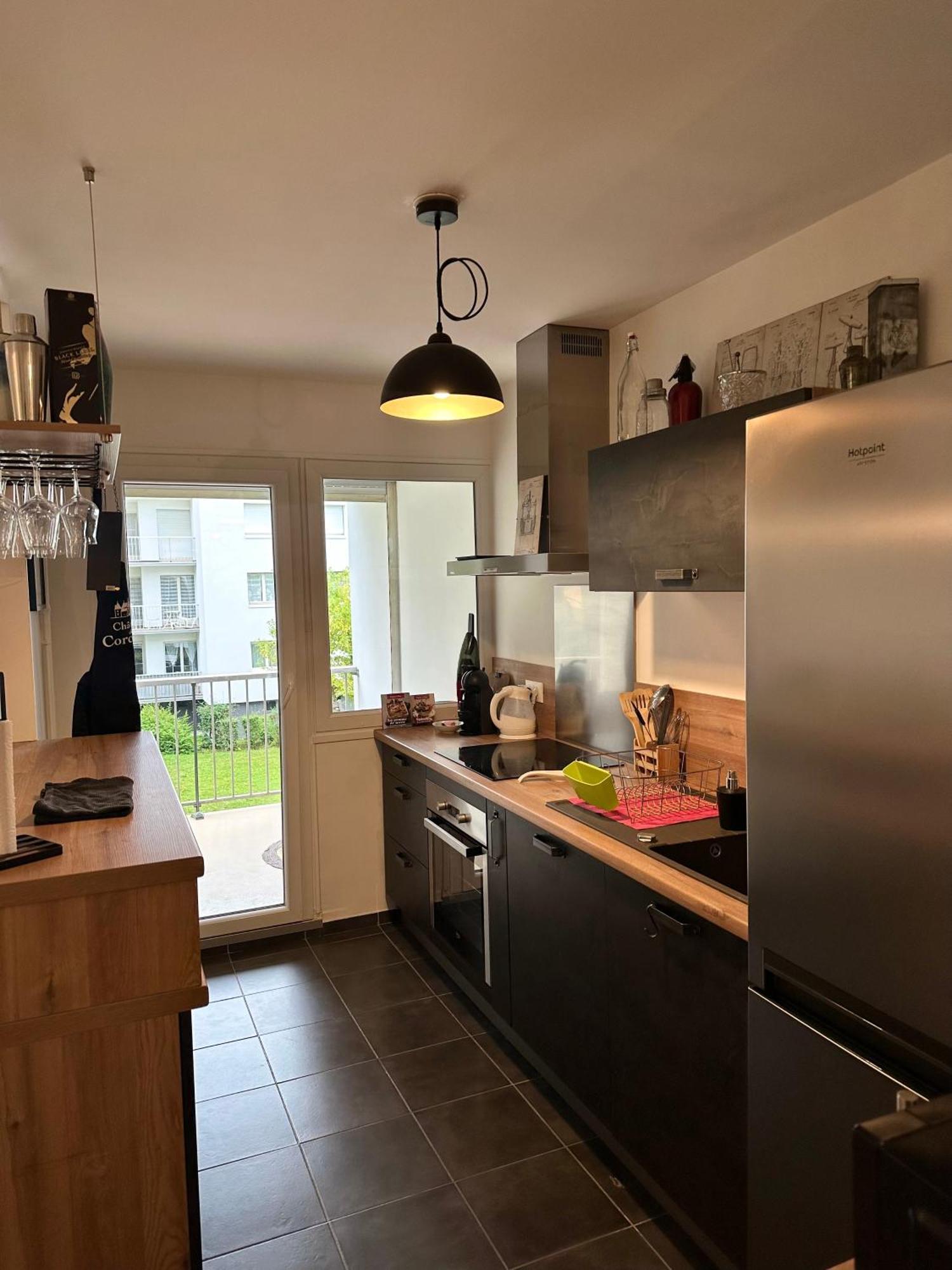 Le Beau Hugo Appartement Mainvilliers  Buitenkant foto
