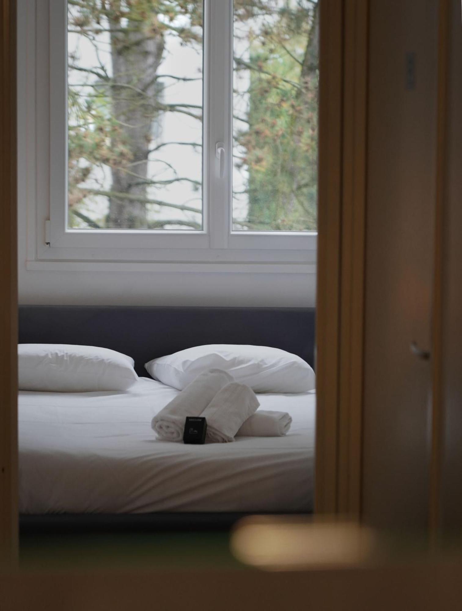 Le Beau Hugo Appartement Mainvilliers  Buitenkant foto